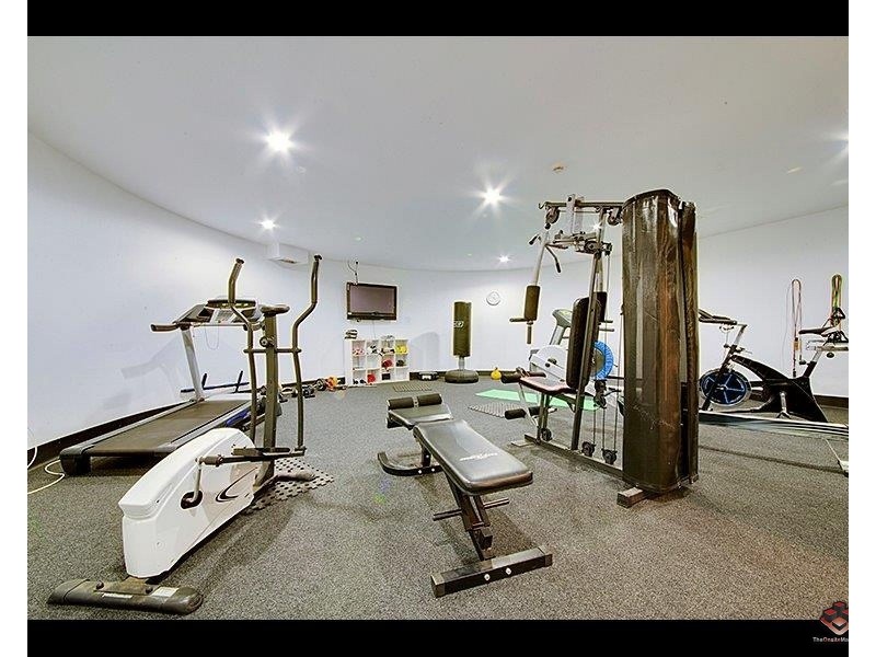 ID:3890008/20-24 Cliff Street, Yeppoon QLD 4703