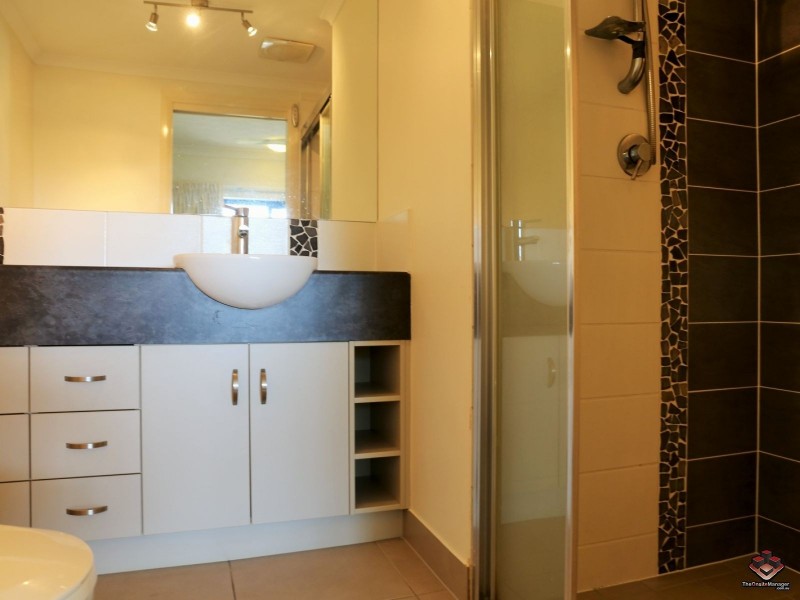 111-127 Bowen Road, Rosslea QLD 4812