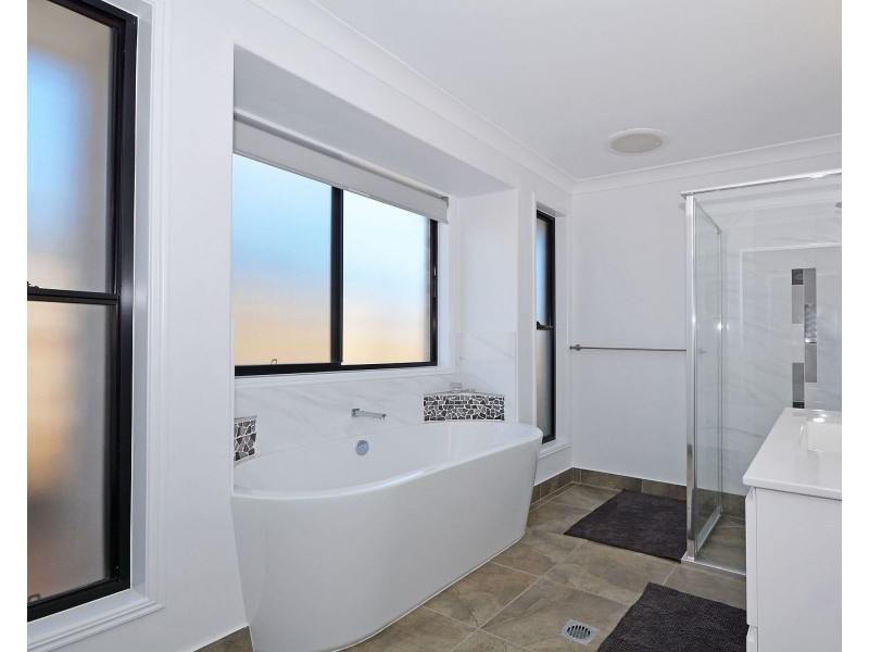 63 Pantlins Lane, Urraween QLD 4655