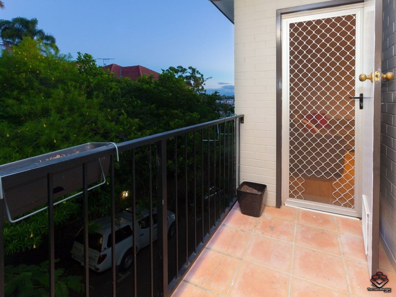 24 Crescent Road, Hamilton QLD 4007