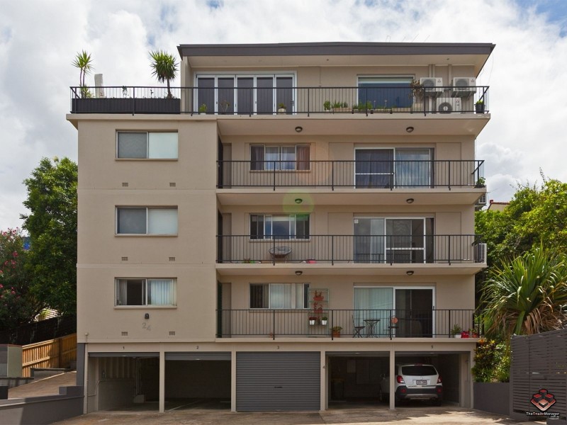 24 Crescent Road, Hamilton QLD 4007