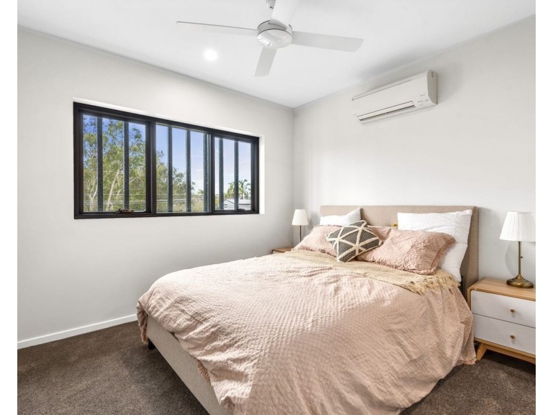 33 Sword Street, Woolloongabba QLD 4102