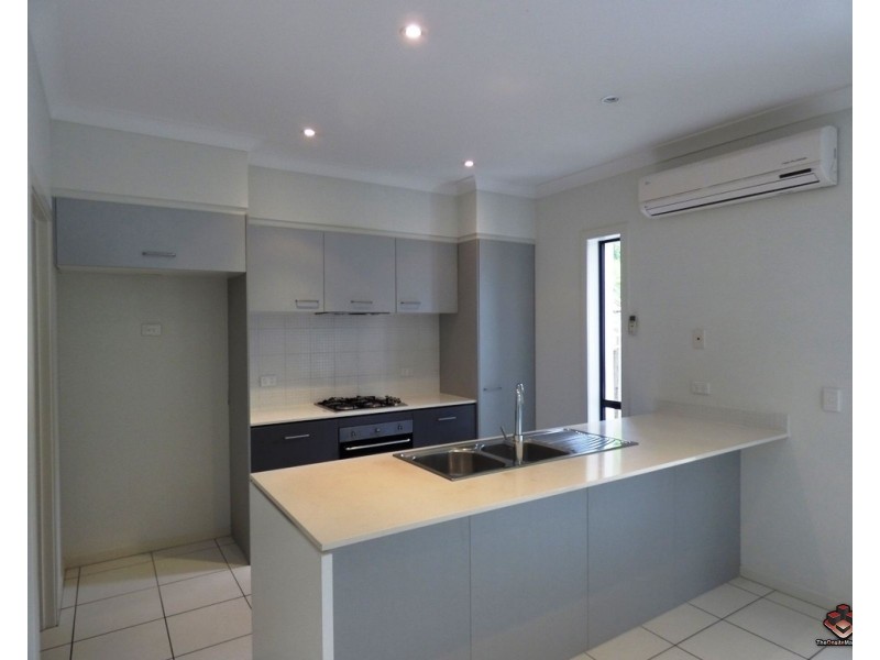 16 Surbiton Court, Carindale QLD 4152