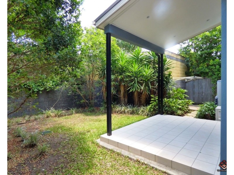 16 Surbiton Court, Carindale QLD 4152