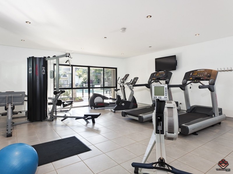 16 Surbiton Court, Carindale QLD 4152