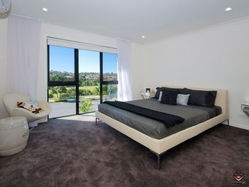 Pacific Pines QLD 4211