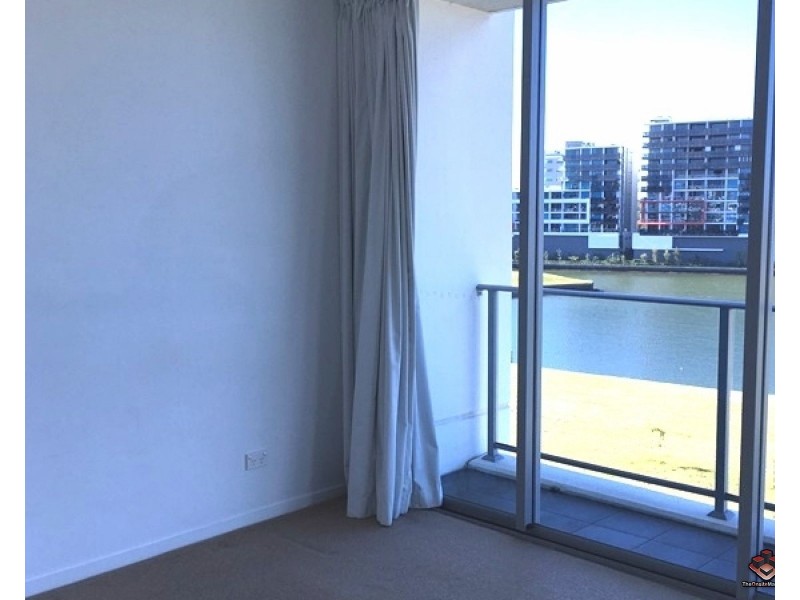 2 East Quay Drive, Biggera Waters QLD 4216