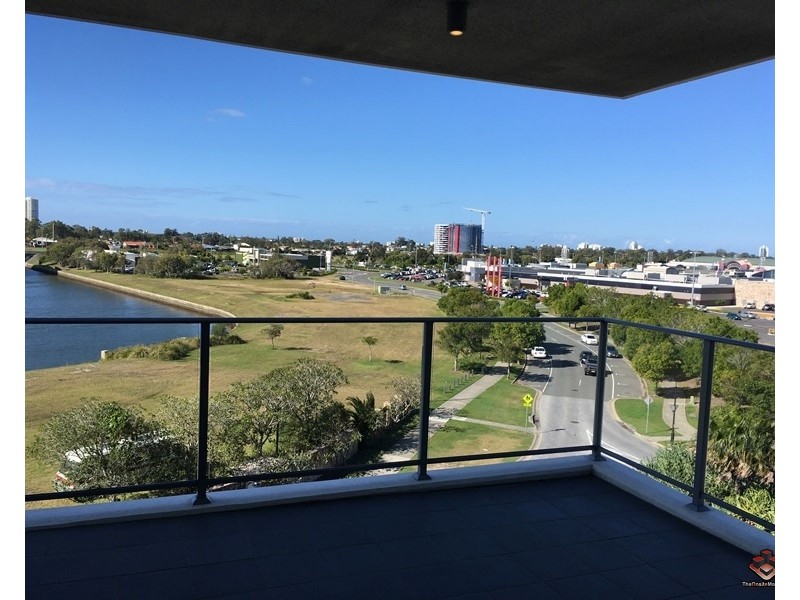 2 East Quay Drive, Biggera Waters QLD 4216