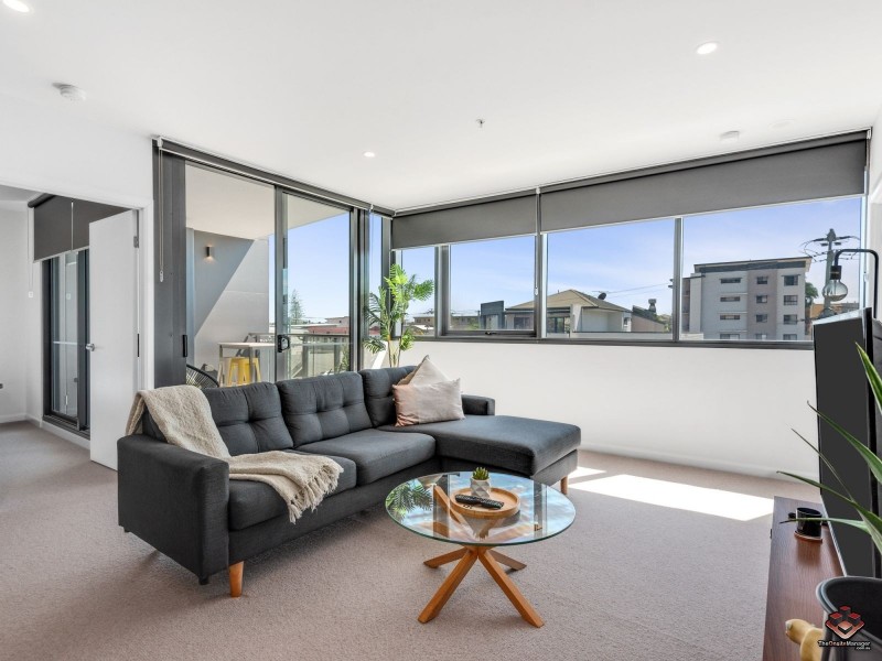 10304/300 Old Cleveland Road, Coorparoo QLD 4151