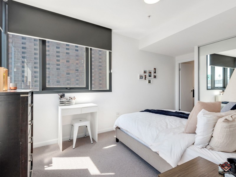 10304/300 Old Cleveland Road, Coorparoo QLD 4151