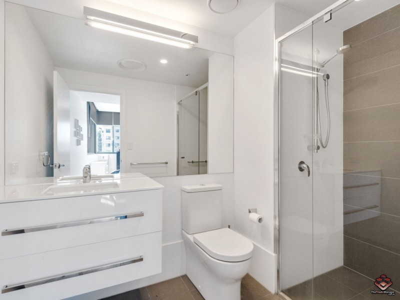 10304/300 Old Cleveland Road, Coorparoo QLD 4151