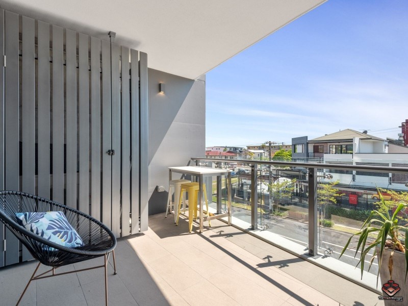 10304/300 Old Cleveland Road, Coorparoo QLD 4151