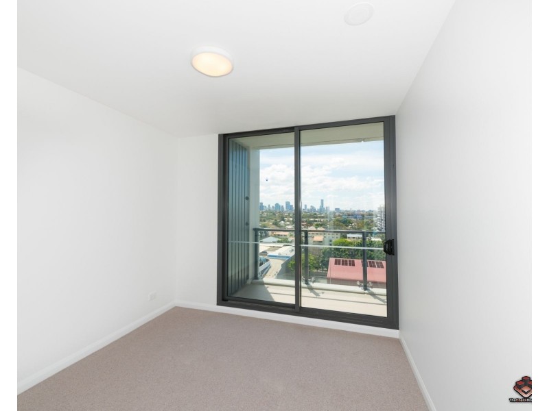 20504/300 Old Cleveland Road, Coorparoo QLD 4151