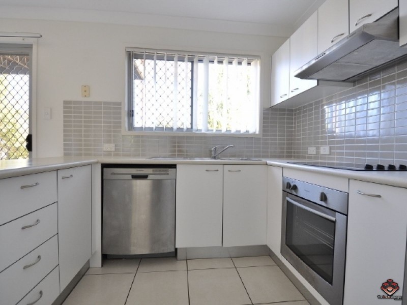 130 Jutland Street, Oxley QLD 4075