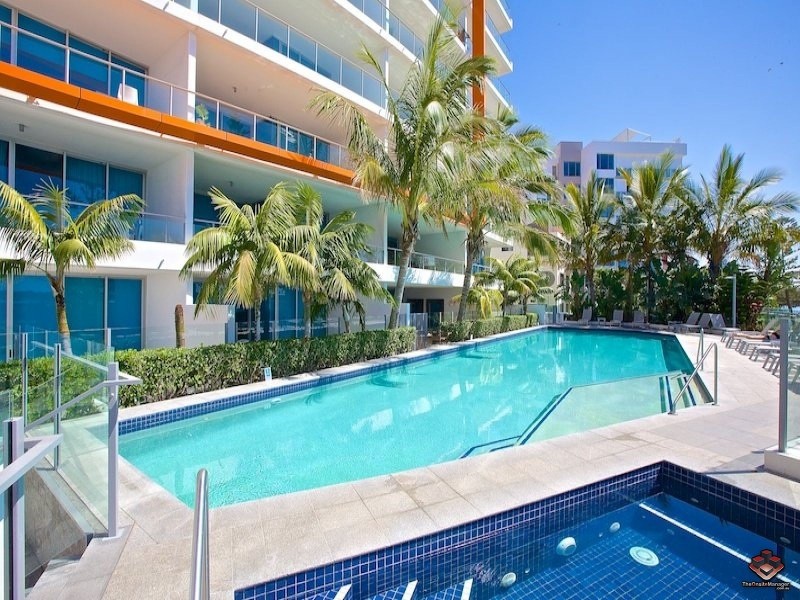 430 Marine Parade, Biggera Waters QLD 4216