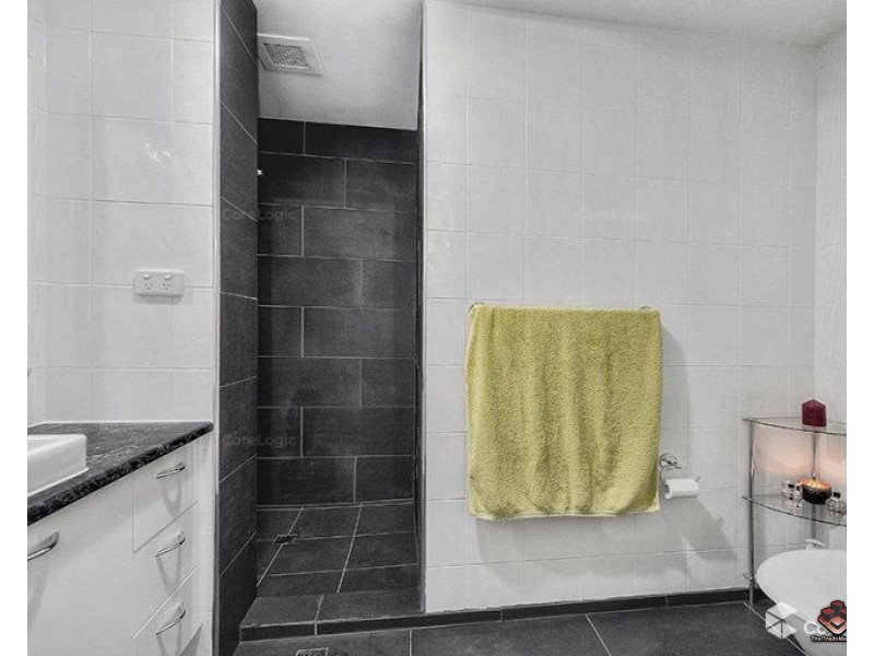 101 Bowen Street, Spring Hill QLD 4000