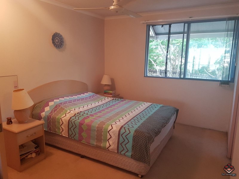 2 Waverley Road, Taringa QLD 4068