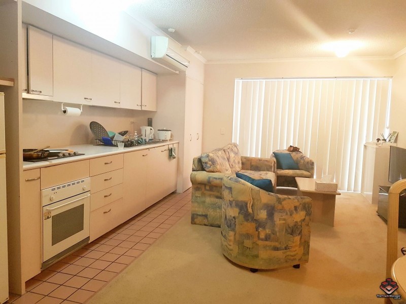2 Waverley Road, Taringa QLD 4068