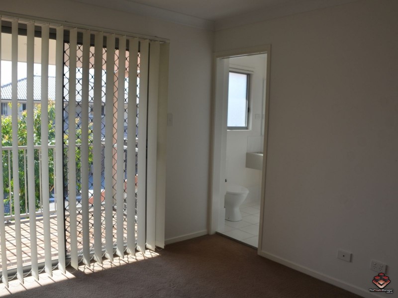 Pacific Pines QLD 4211