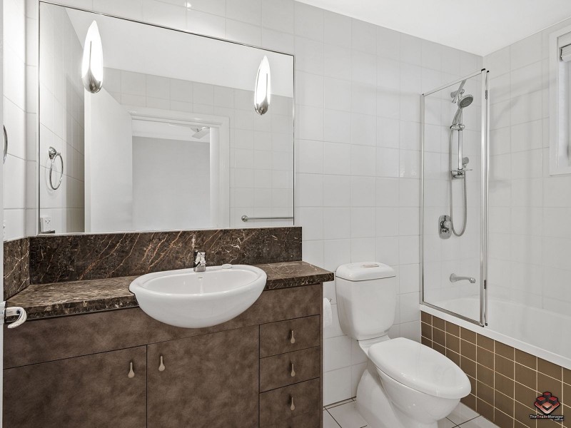 6 Merthyr Road, New Farm QLD 4005