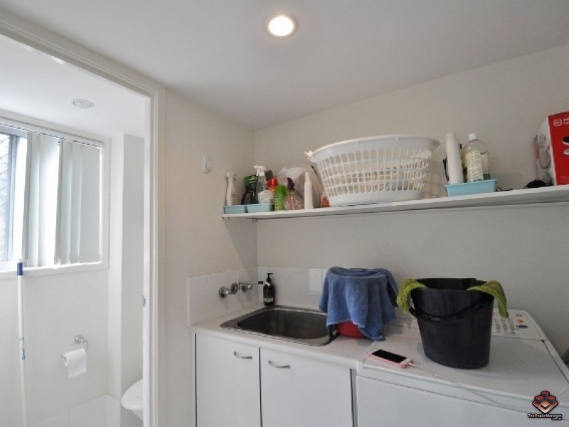 130 Jutland Street, Oxley QLD 4075