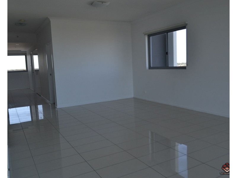 43 Harbour Town Drive, Biggera Waters QLD 4216