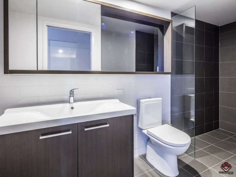 17 Carl Street, Woolloongabba QLD 4102