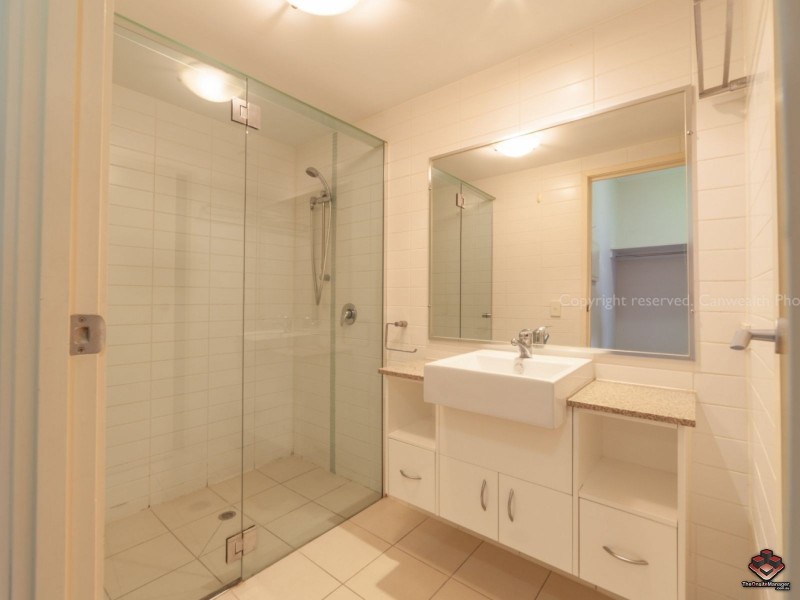 95 Clarence Road, Indooroopilly QLD 4068