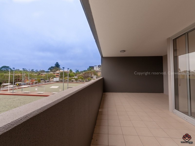 95 Clarence Road, Indooroopilly QLD 4068