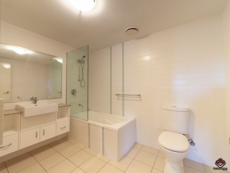 95 Clarence Road, Indooroopilly QLD 4068