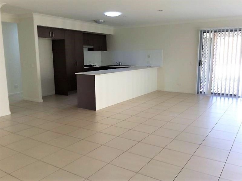 6 Dawes Crescent, Urraween QLD 4655