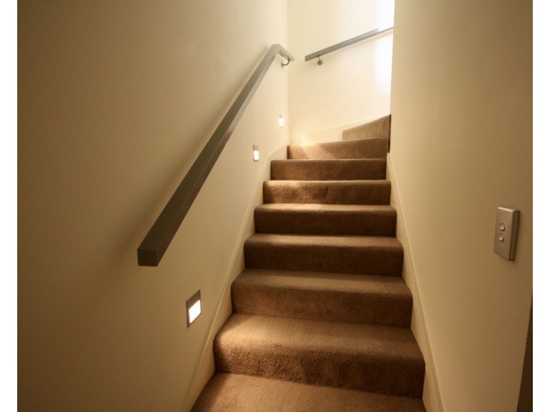 32 Central Place, Carrara QLD 4211