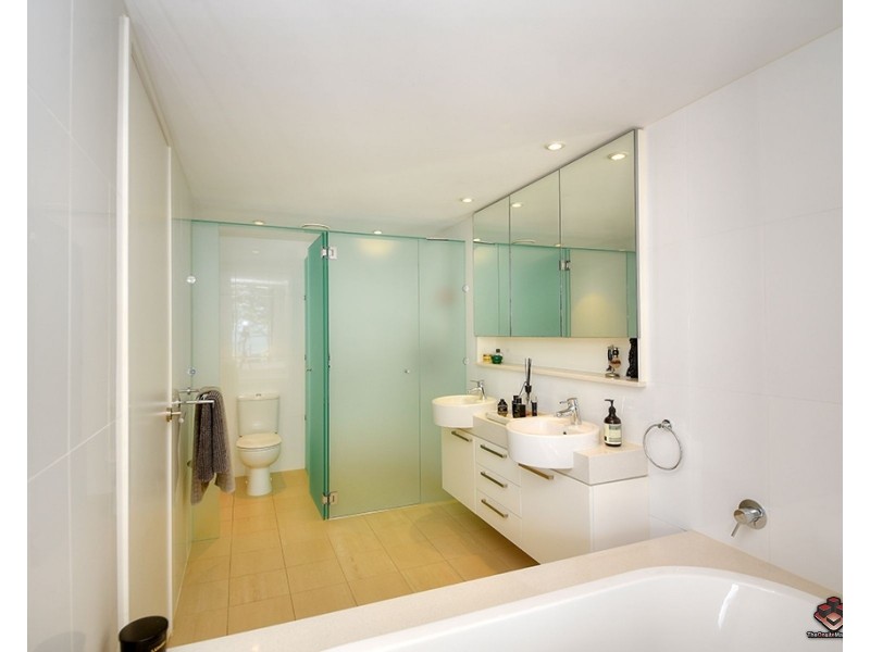 7106/323 Bayview Street, Hollywell QLD 4216