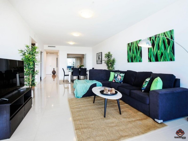 25 East Quay Drive, Biggera Waters QLD 4216