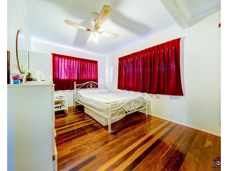 8 Bangalow Street, Algester QLD 4115