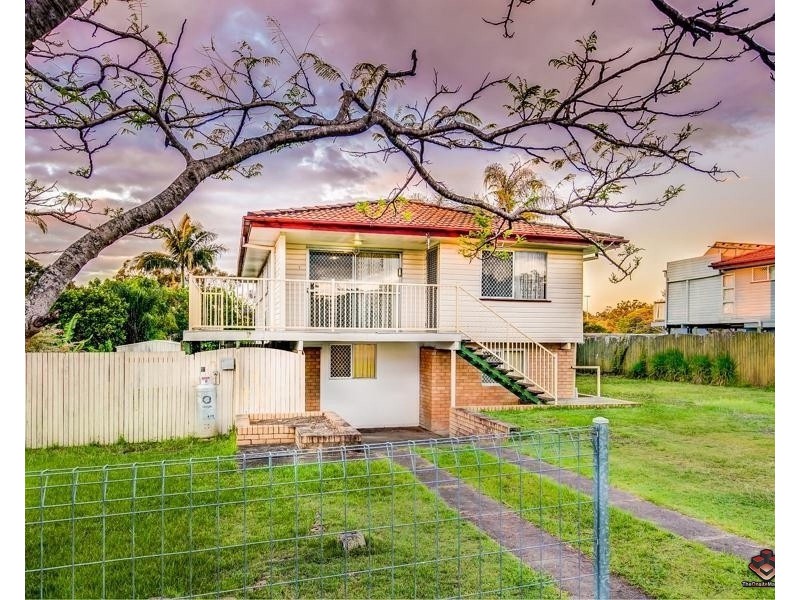 8 Bangalow Street, Algester QLD 4115