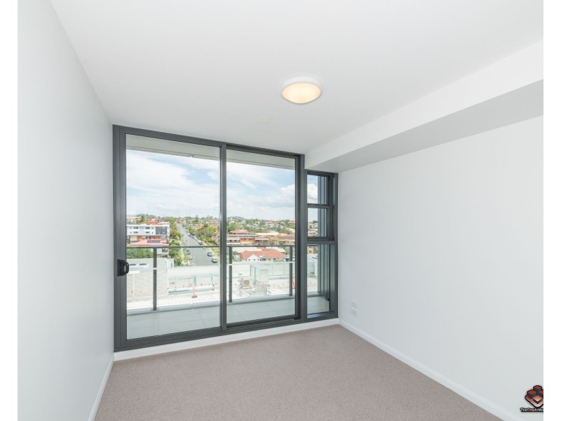 20808/300 Old Cleveland Road, Coorparoo QLD 4151