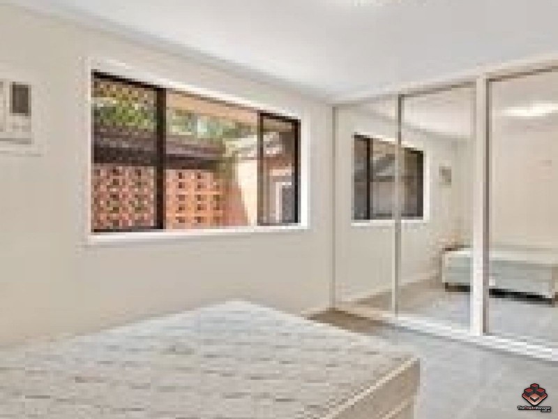 7 Bedser Street, Macgregor QLD 4109