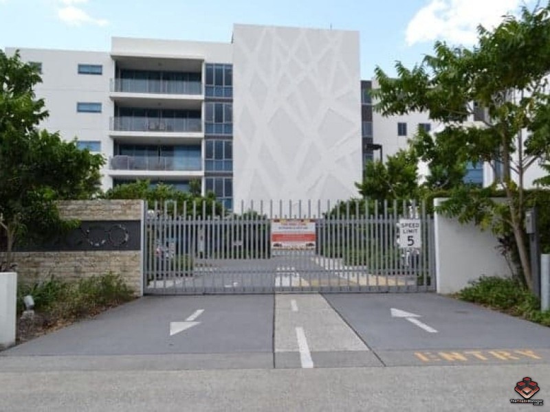 3 Compass Drive, Biggera Waters QLD 4216
