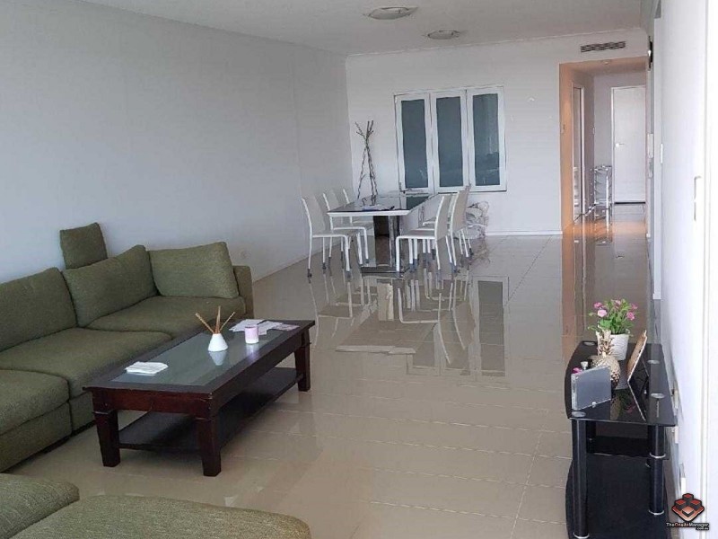 15 Compass Drive, Biggera Waters QLD 4216