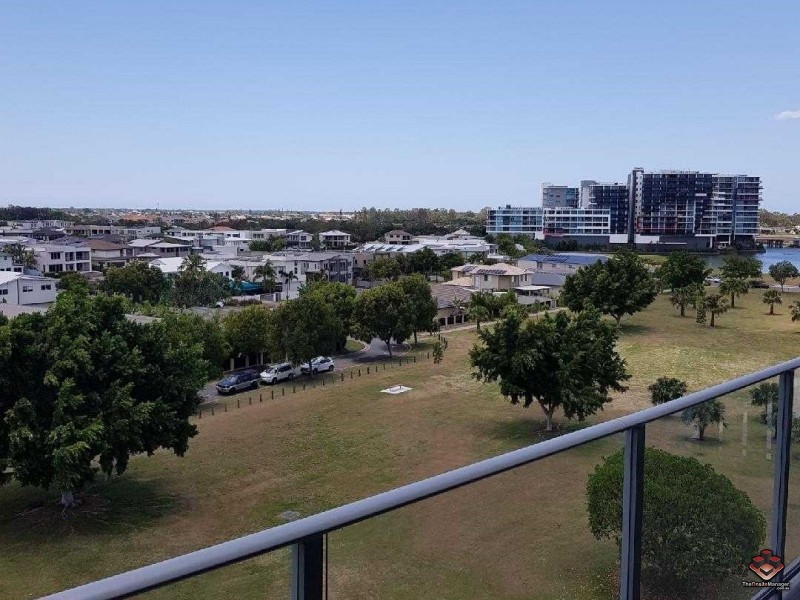 15 Compass Drive, Biggera Waters QLD 4216