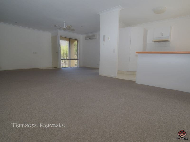 24 Amsonia Court, Arundel QLD 4214