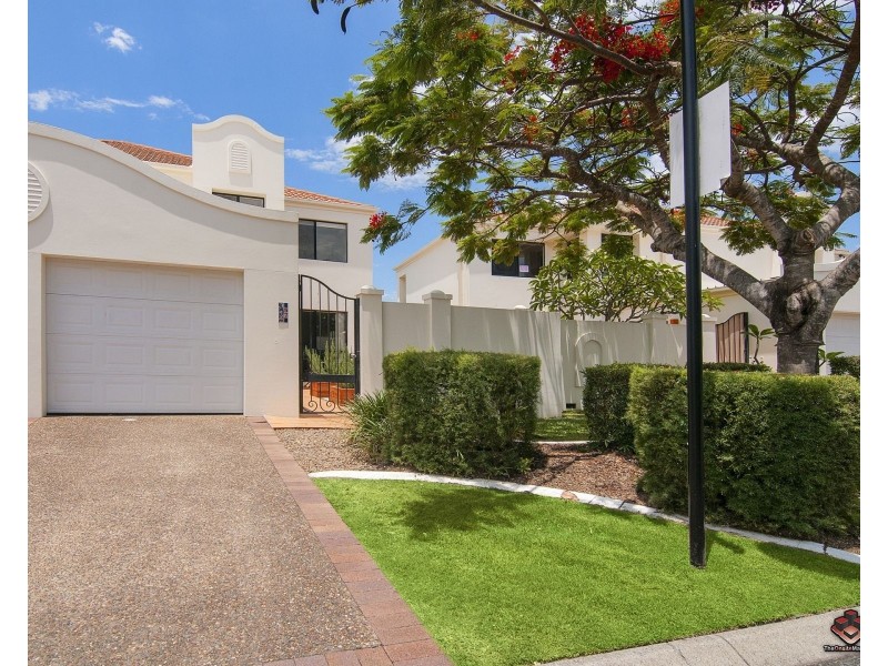 57/60 Caseys Road, Hope Island QLD 4212