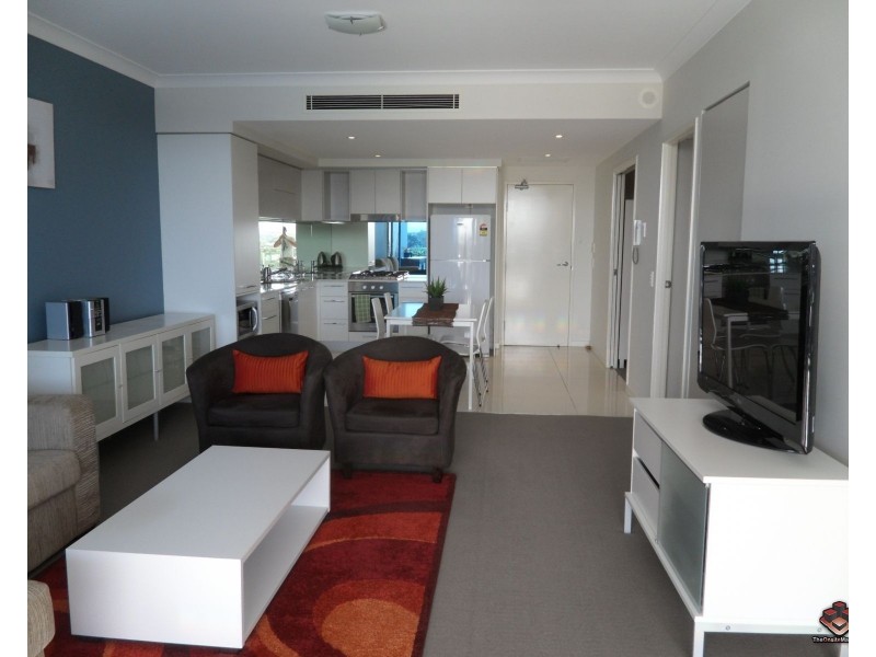 430 Marine Parade, Biggera Waters QLD 4216