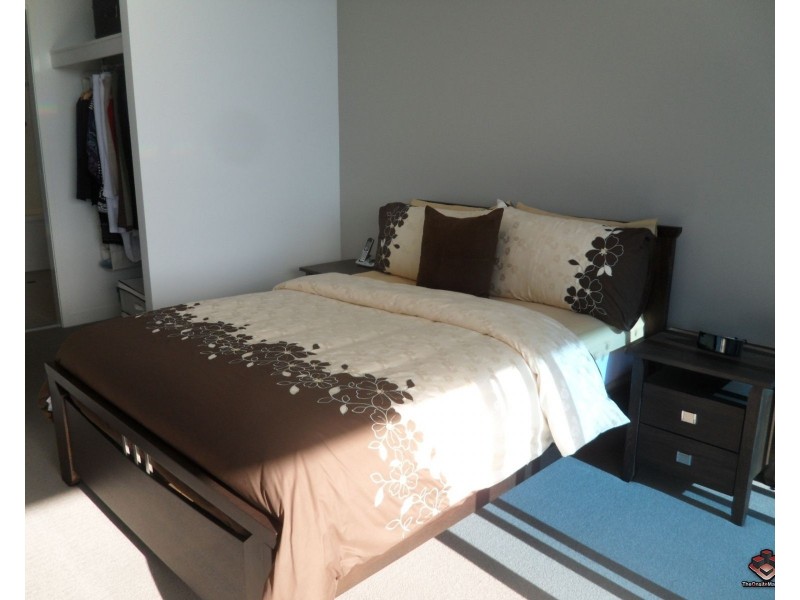 430 Marine Parade, Biggera Waters QLD 4216