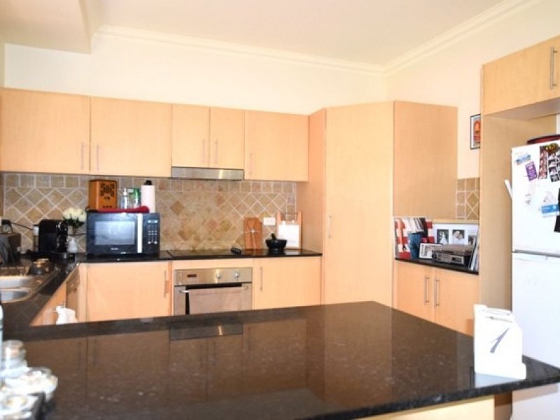 407 Oxley Drive, Runaway Bay QLD 4216