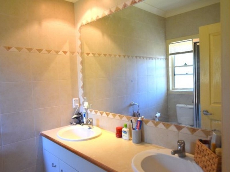407 Oxley Drive, Runaway Bay QLD 4216