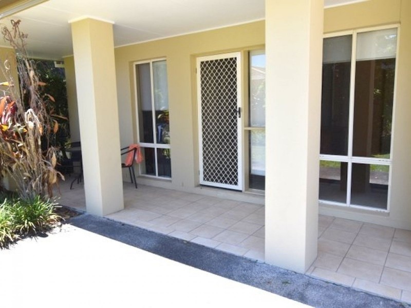 407 Oxley Drive, Runaway Bay QLD 4216