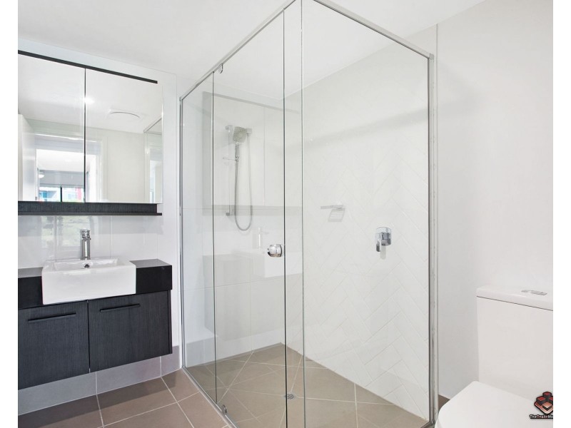 573 Coronation Drive, Toowong QLD 4066