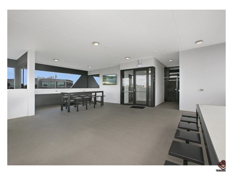 573 Coronation Drive, Toowong QLD 4066